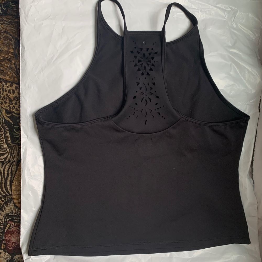 Mossimo Cropped Laser Cut Workout Tank